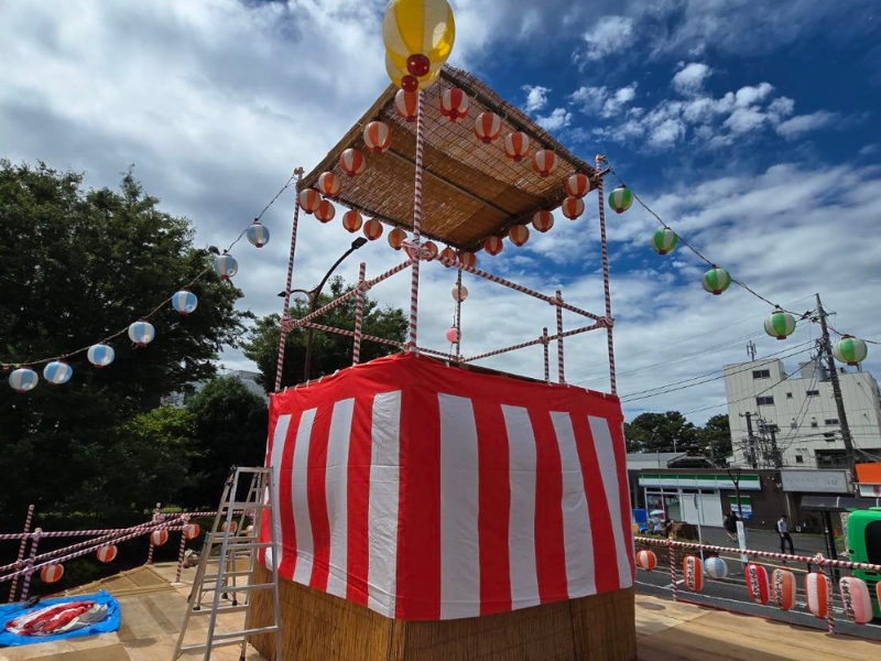 江戸川台納涼祭のステージ・やぐら